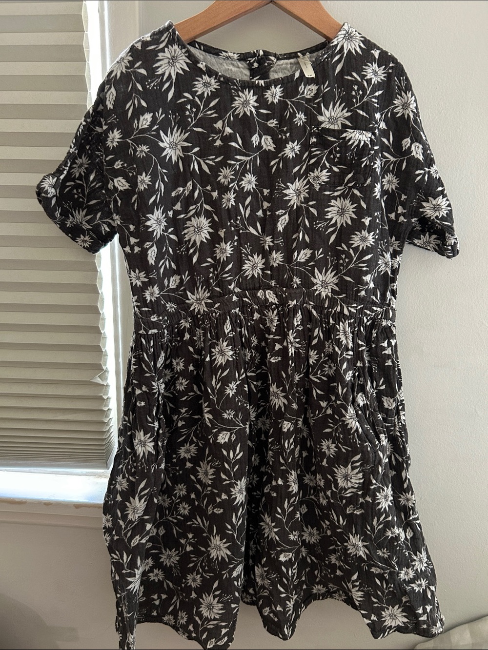 Rylee + Cru floral print dress 8-9 years
